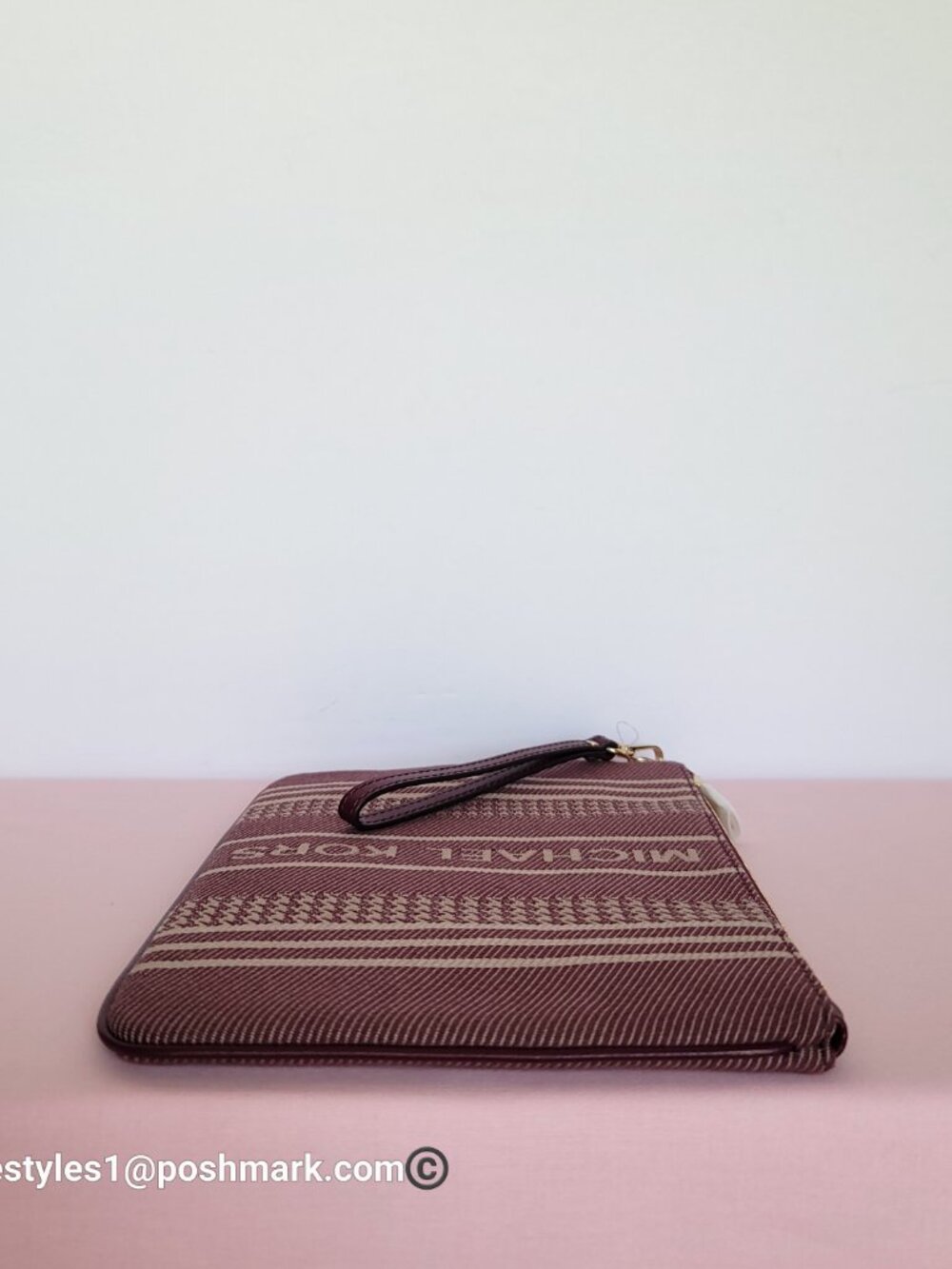 MICHAEL KORS Jet Set Signature Jacquard Large Zip Pouch Wristlet-Dark Berry⭐ - Picture 9 of 15
